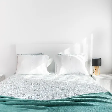 O Cardanho Dos Galfarritos - A Casa Dos Miudos 阿威罗